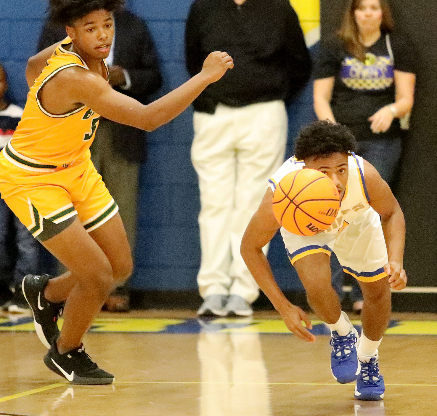 0110 MB NMB hoops_JM10.JPG